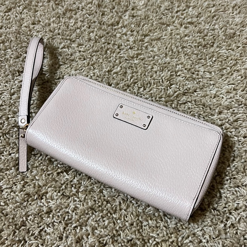 Kate Spade Pink Wristlet